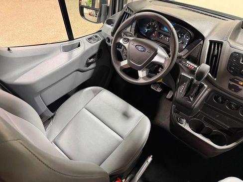 Used 2019 Ford Transit 250 148 Medium Roof image 57