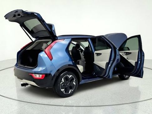 Used 2023 Kia Niro Wind FWD image 19