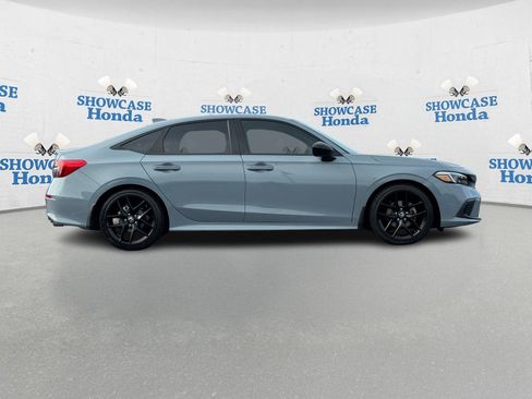 Used 2023 Honda Civic Sport image 9