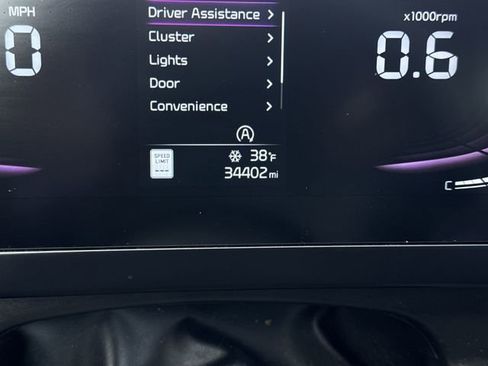 Used 2024 Kia Sportage LX image 12