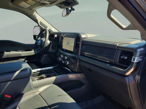 Used 2024 Ford F250 Lariat w/ Sport Appearance Package image 30