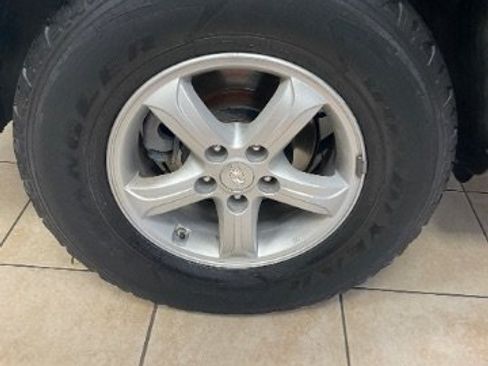 Used 2008 Hyundai Santa Fe GLS FWD image 18