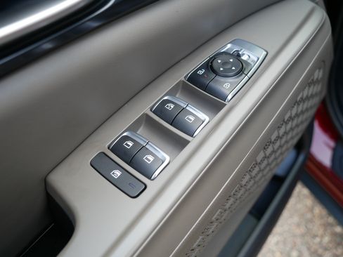 Certified 2026 Kia Carnival FWD image 19