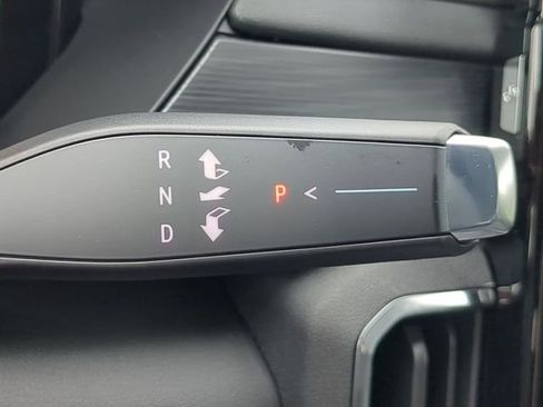 New 2026 GMC Acadia Elevation image 29