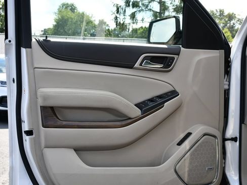 Used 2019 GMC Yukon XL Denali w/ Denali Ultimate Package AWD/4WD image 13