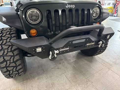Used 2012 Jeep Wrangler Unlimited Sport AWD/4WD image 71
