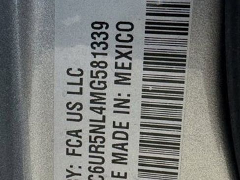 Used 2021 RAM 2500 Laramie w/ Night Edition image 36