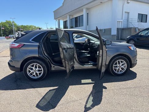 Certified 2023 Ford Edge SEL w/ Convenience Package AWD/4WD image 8