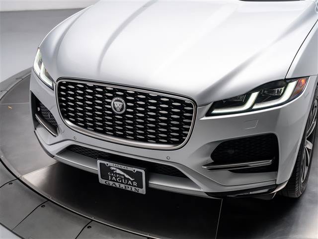 Used 2023 Jaguar F-PACE S AWD/4WD image 9