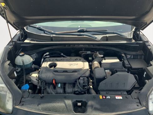 Used 2019 Kia Sportage LX AWD/4WD image 18