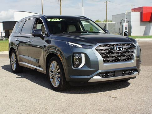 Used 2020 Hyundai Palisade Limited FWD image 2