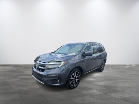 Used 2020 Honda Pilot Touring image 3