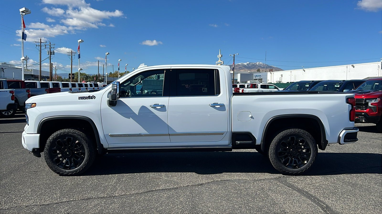 New 2026 Chevrolet Silverado 2500 High Country w/ High Country Premium Package AWD/4WD image 9