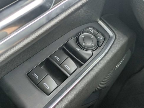 Used 2022 Chevrolet Silverado 1500 RST w/ Redline Edition AWD/4WD image 25
