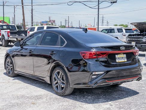 Used 2021 Kia Forte GT-Line FWD image 7