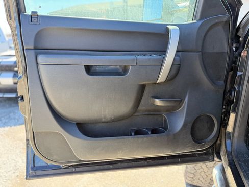 Used 2013 GMC Sierra 2500 SLE w/ SLE Preferred Package image 9