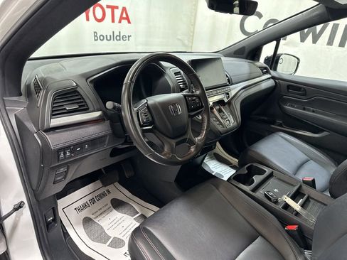 Used 2025 Honda Odyssey Sport-L image 23