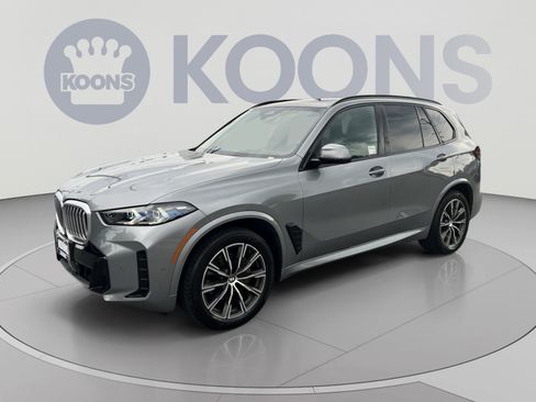 Used 2024 BMW X5 xDrive40i w/ M Sport Package AWD/4WD image 1