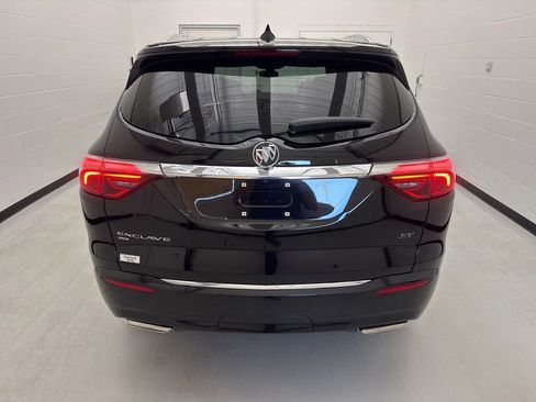 Used 2023 Buick Enclave Essence w/ Experience Buick Package AWD/4WD image 5