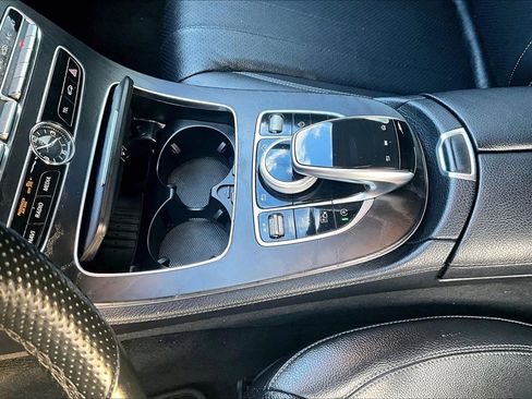 Used 2018 Mercedes-Benz E 300 4MATIC w/ Premium 1 Package image 18