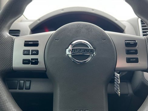 Used 2015 Nissan Frontier S image 19