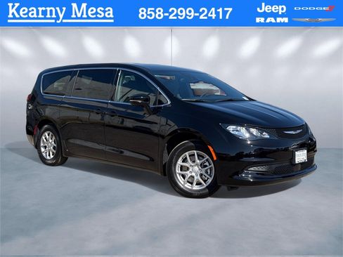 New 2025 Chrysler Voyager LX image 1