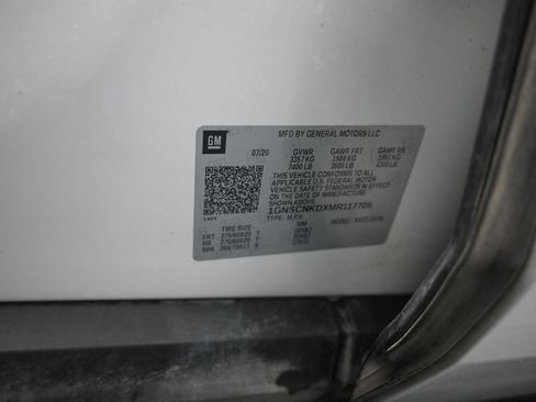 Used 2021 Chevrolet Tahoe LT w/ LT Signature Package RWD image 20