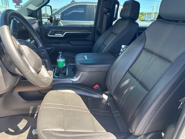 Used 2024 Chevrolet Silverado 2500 High Country w/ Midnight Edition AWD/4WD image 40