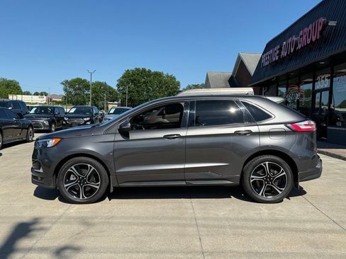Used 2020 Ford Edge ST w/ Cold Weather Package AWD/4WD image 3