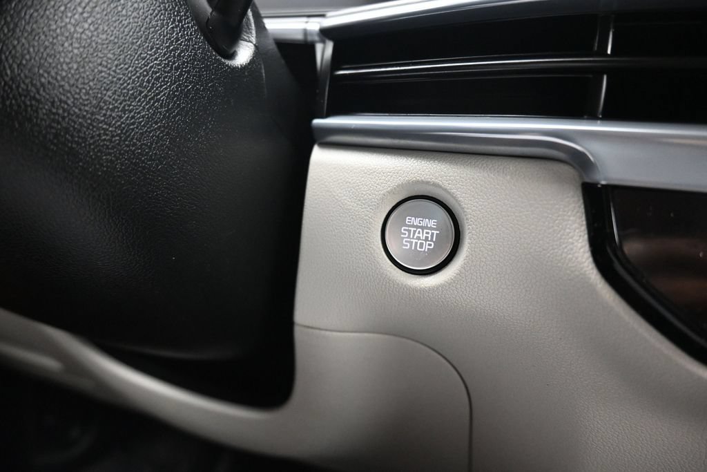 Used 2025 Kia Sorento SX AWD/4WD image 29