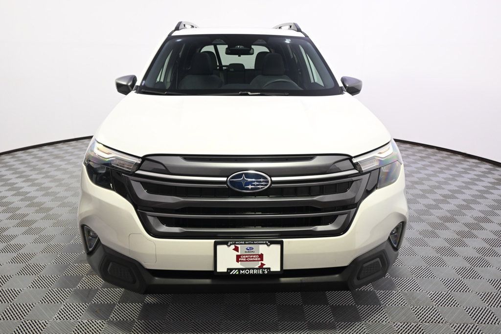 Certified 2025 Subaru Forester Premium AWD/4WD image 10