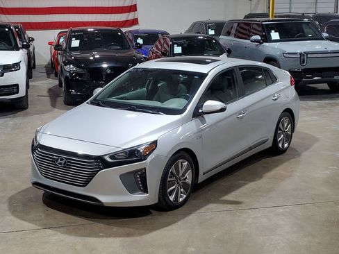 Used 2019 Hyundai Ioniq Limited FWD image 41