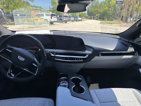 New 2026 Cadillac Lyriq Luxury RWD image 15