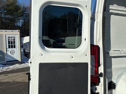 Used 2023 RAM ProMaster 2500 FWD image 14