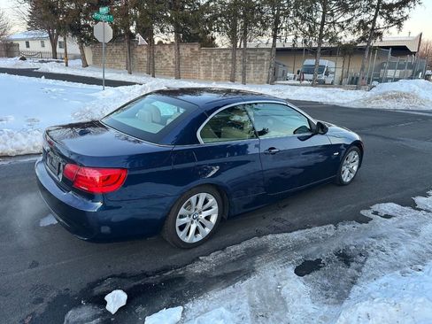 Used 2012 BMW 328i Convertible image 10