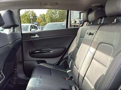 Used 2019 Kia Sportage EX w/ EX Premium Package image 25