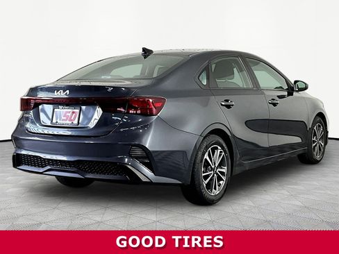 Certified 2022 Kia Forte LXS FWD image 6