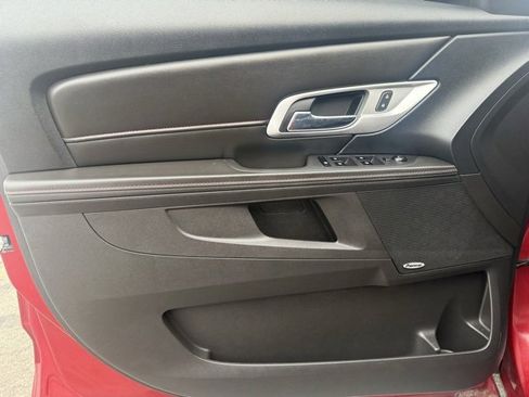 Used 2013 GMC Terrain SLT image 9