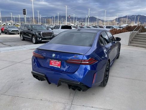 Used 2025 BMW M5 w/ Carbon Package image 6