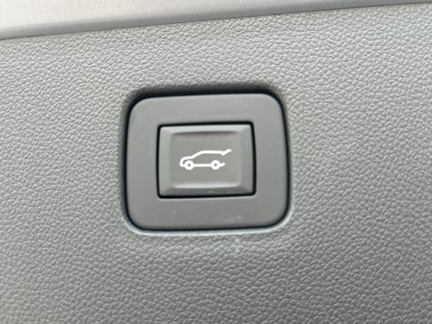 Used 2024 Buick Envista Sport Touring FWD image 15