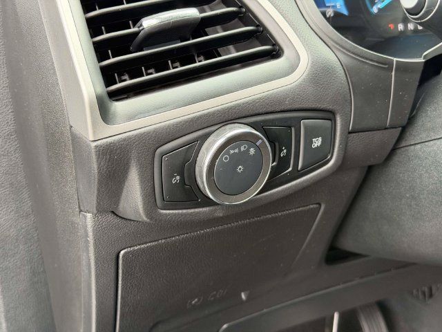 Used 2024 Ford Edge SEL AWD/4WD image 25