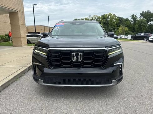 Certified 2024 Honda Pilot Elite image 7