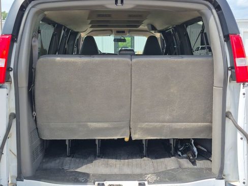 Used 2022 Chevrolet Express 3500 LS RWD image 24