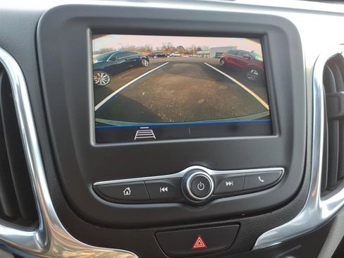 Used 2020 Chevrolet Equinox LT image 19