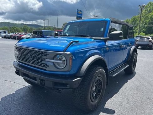 Used 2023 Ford Bronco Badlands AWD/4WD image 7