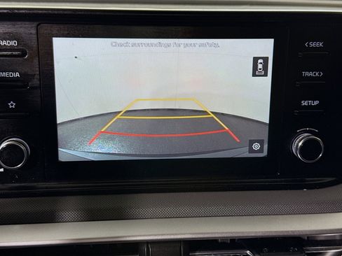 Used 2022 Kia K5 LXS image 19