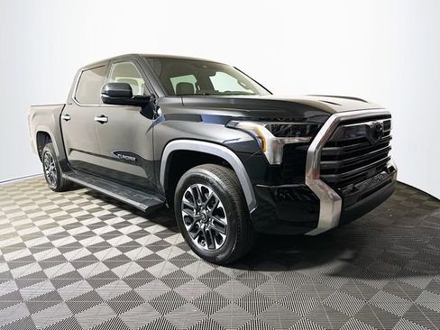 Used 2025 Toyota Tundra Limited AWD/4WD image 1