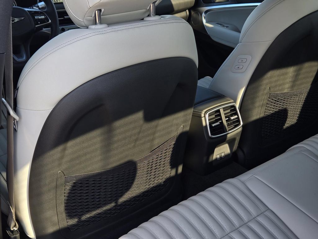 Used 2026 Genesis G70 3.3T Sport Prestige RWD image 20