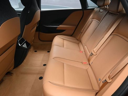 Used 2024 Lucid Air Touring image 26