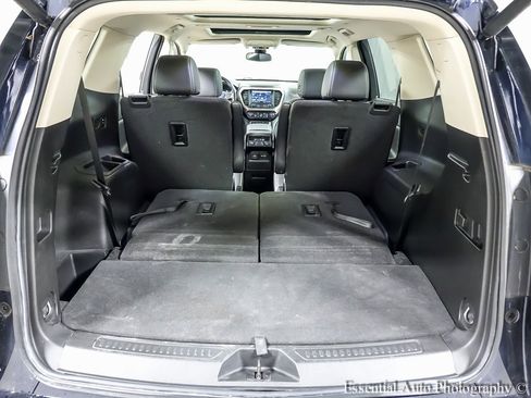 Used 2021 GMC Acadia Denali w/ Trailering Package image 23